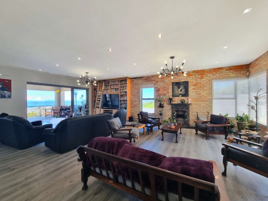 4 Bedroom Property for Sale in Onrus Western Cape